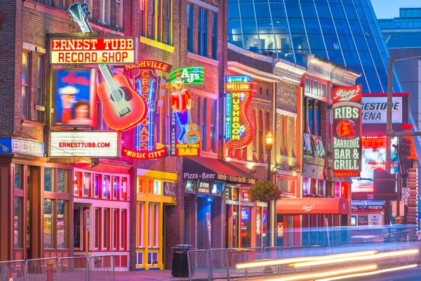 Photo of neon signs at night in Nashville, TN
